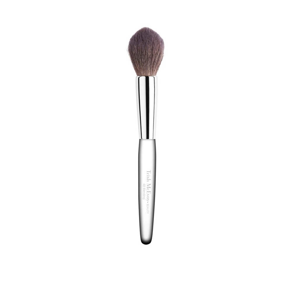 Trish McEvoy sculpt and blend brush #48
